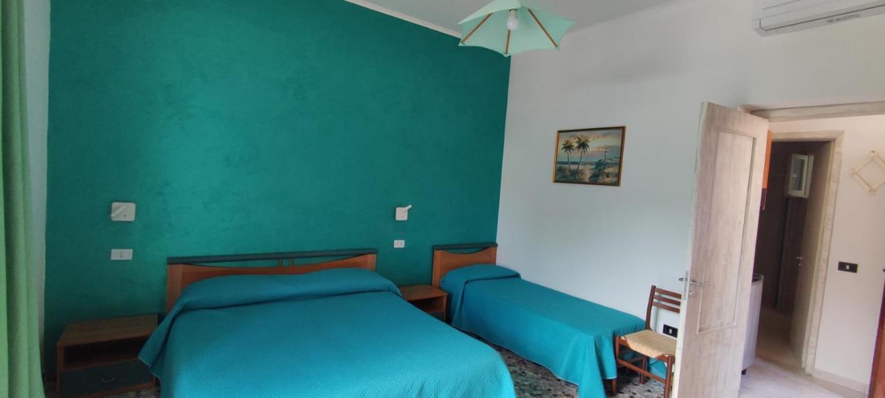 Chiaia Apartments Ponza Exterior photo