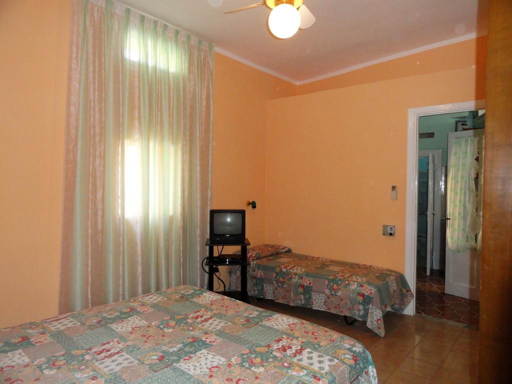 Chiaia Apartments Ponza Room photo